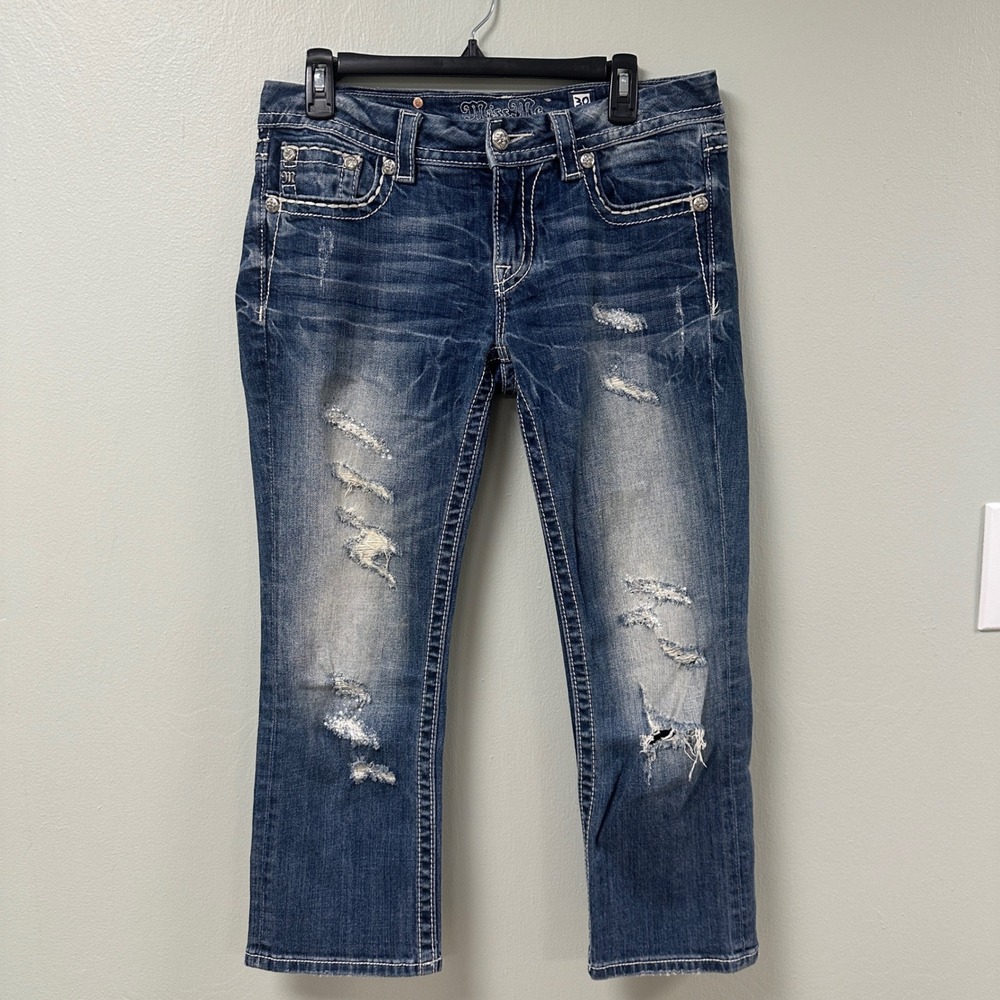 Miss Me Signature Cropped Jeans 30 Dark Wash Distressed Rhinestone JE8025C5